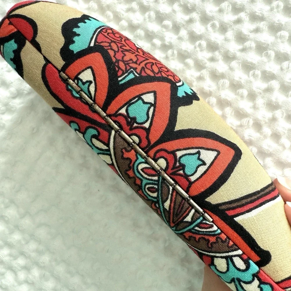 Vera Bradley Glasses Case Desert Floral Design Hard Shell Colorful‎ Sunglasses